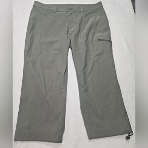 Eddie Bauer Women's Olive Cropped Pants